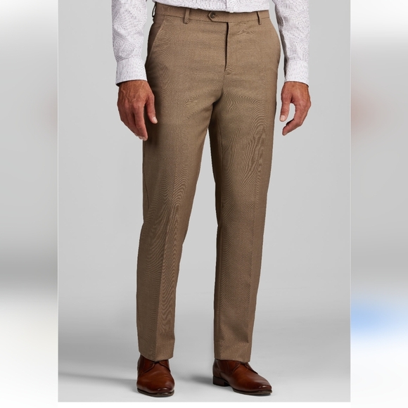 Jos A Banks Khaki pants, size 44x29 - Picture 1 of 5